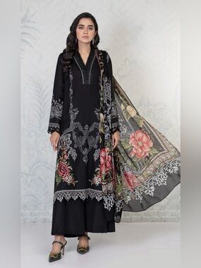 Gorgeous Authentic Maria B. Black Lawn 3-Piece Festive Set [M]